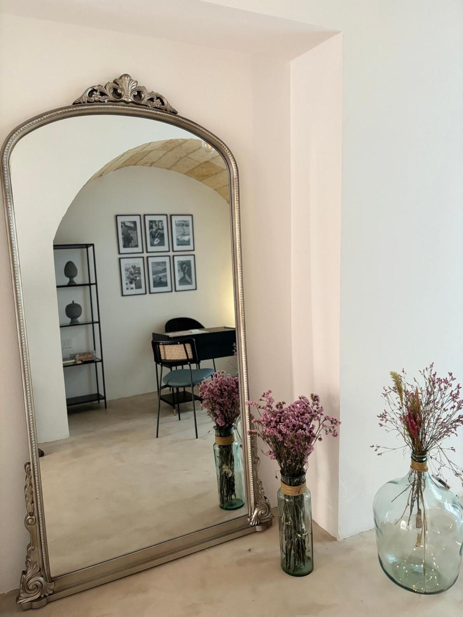 Alora Boutique Suites Λέτσε Εξωτερικό φωτογραφία