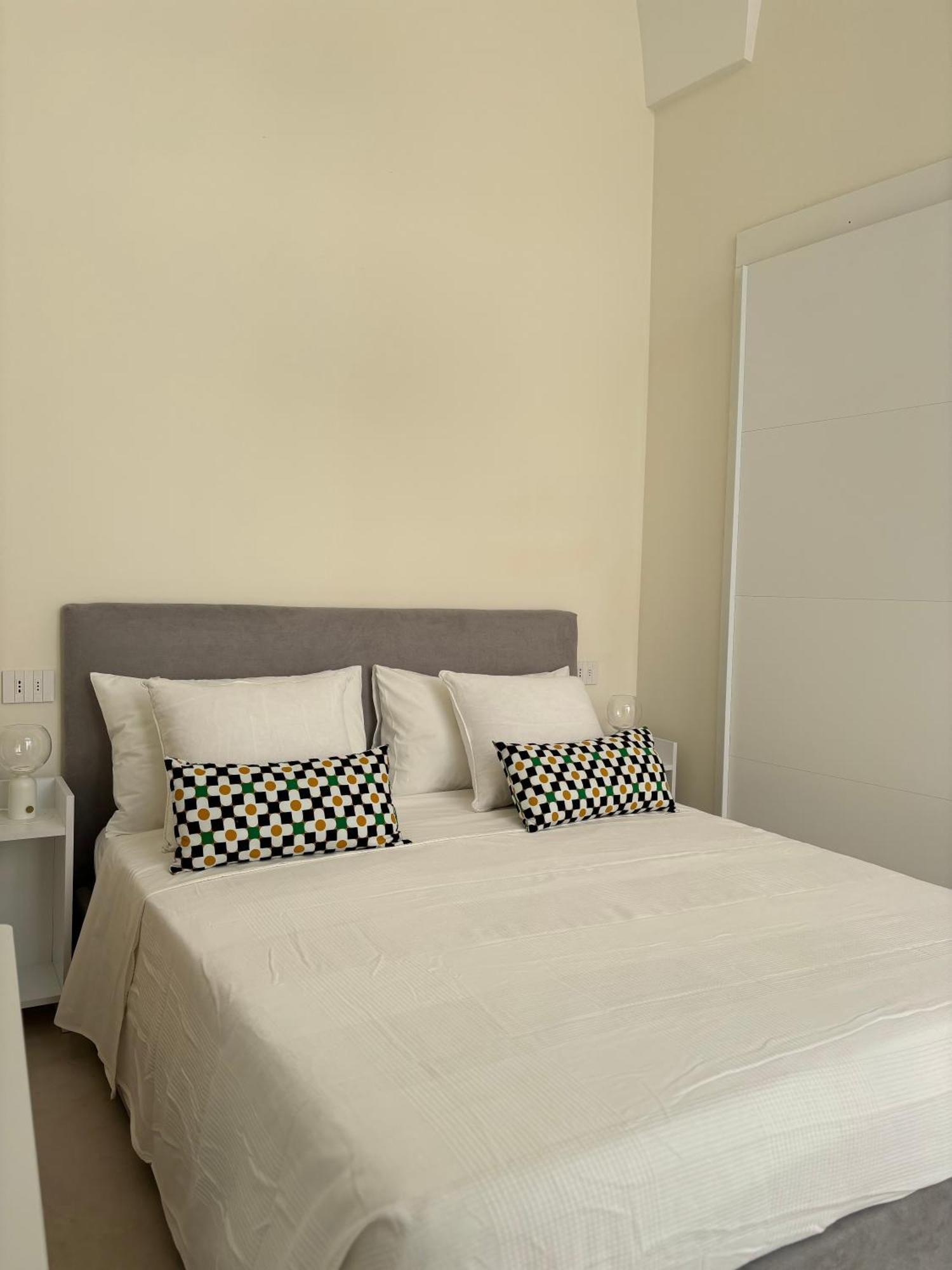 Alora Boutique Suites Λέτσε Εξωτερικό φωτογραφία