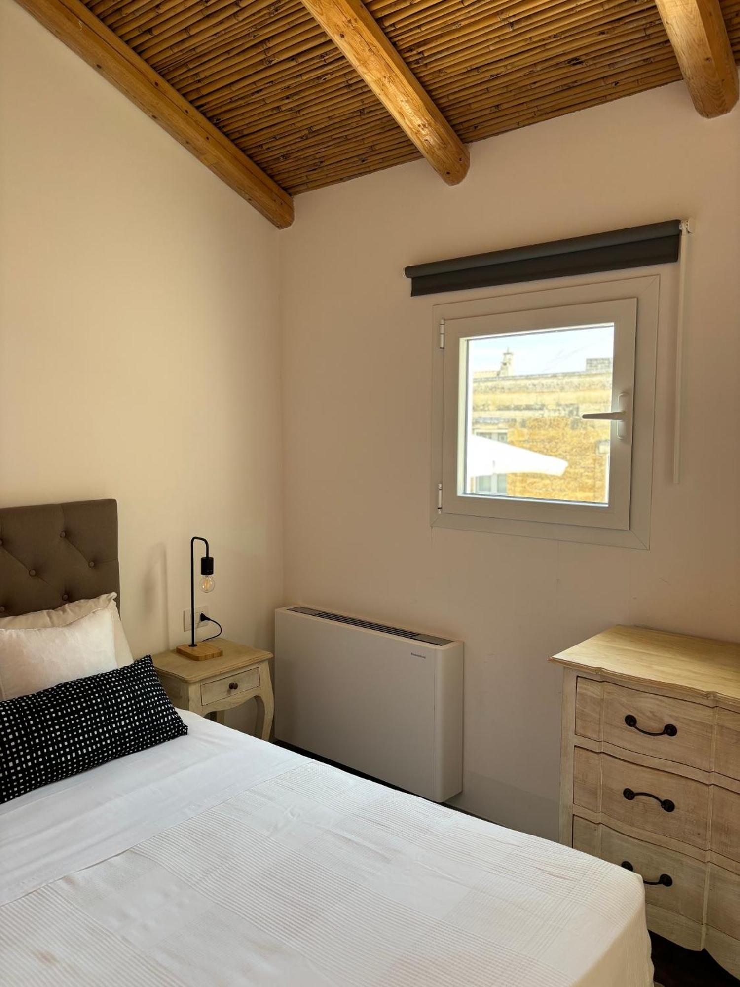 Alora Boutique Suites Λέτσε Εξωτερικό φωτογραφία