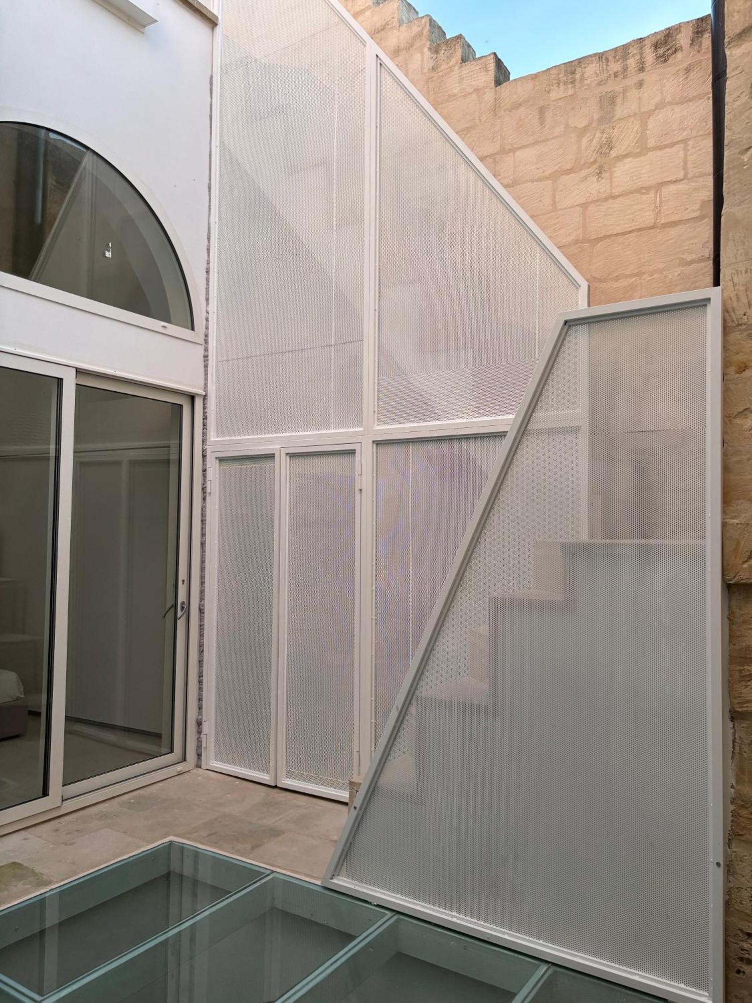 Alora Boutique Suites Λέτσε Εξωτερικό φωτογραφία