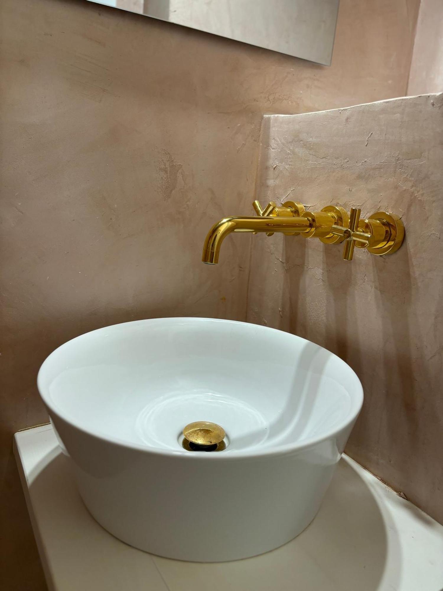 Alora Boutique Suites Λέτσε Εξωτερικό φωτογραφία