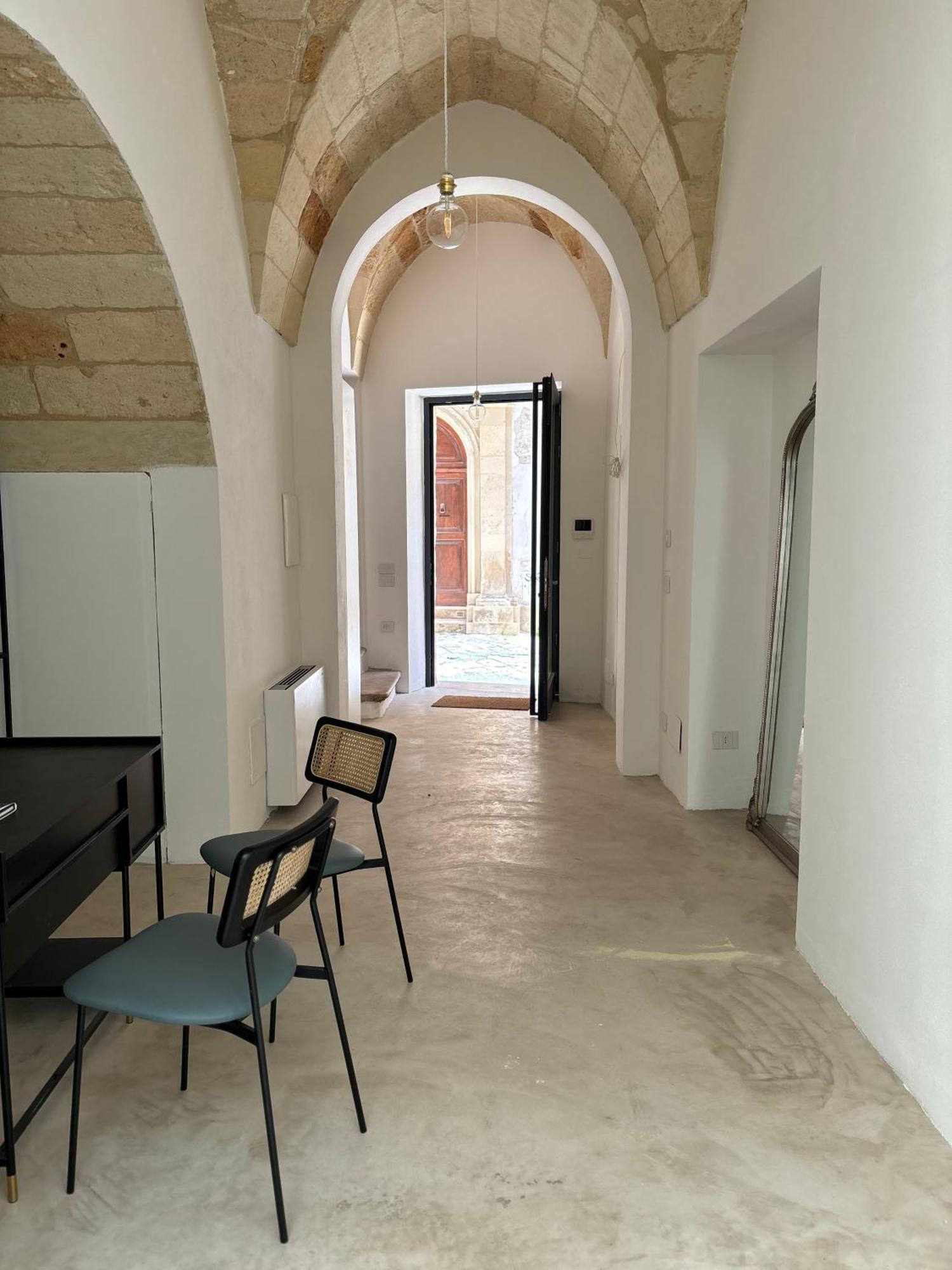 Alora Boutique Suites Λέτσε Εξωτερικό φωτογραφία