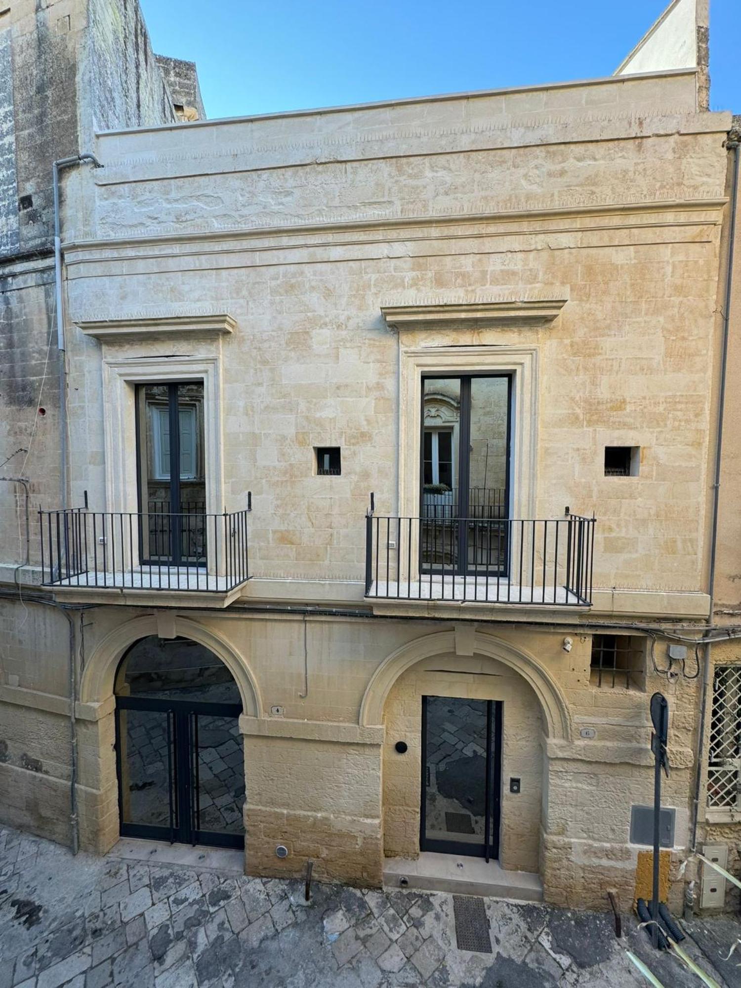 Alora Boutique Suites Λέτσε Εξωτερικό φωτογραφία