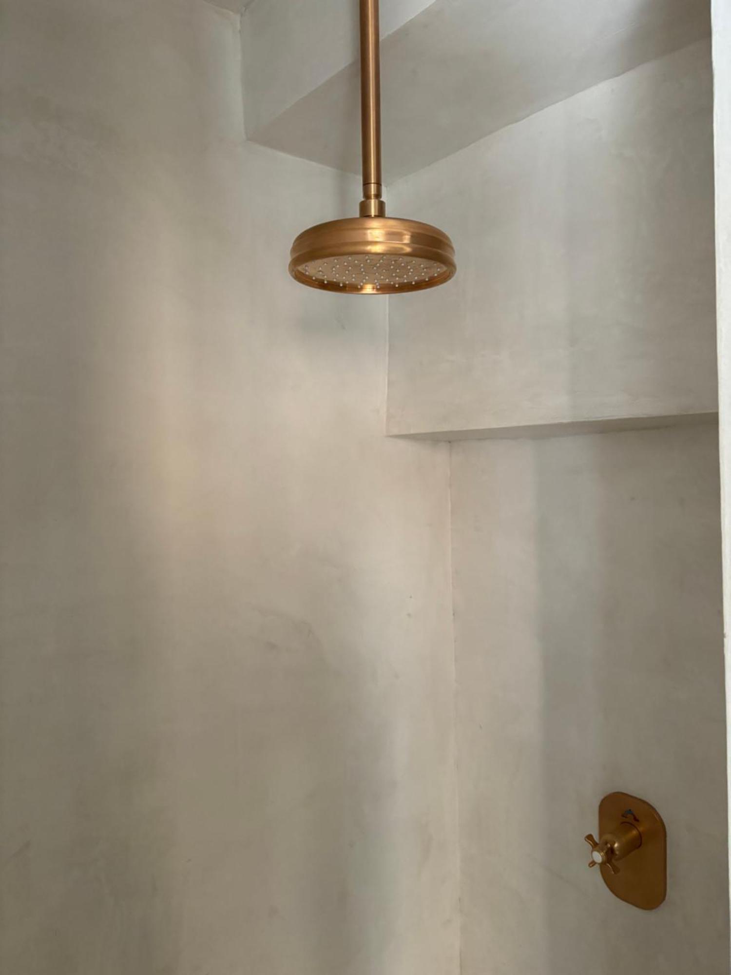 Alora Boutique Suites Λέτσε Εξωτερικό φωτογραφία
